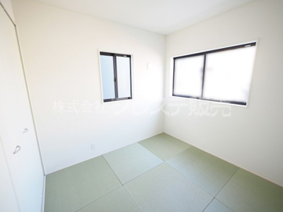 【和室】 | 奈良市杏町の新築一戸建 全２区画 | 現地写真（A３－２号地和洋室）ゆったりとくつろげる和洋室です♪
