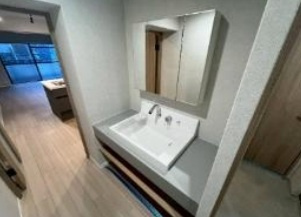 【独立洗面台】 | 朝日プラザ六甲2 | カウンター一体型洗面ボウルでお手入れも簡単です