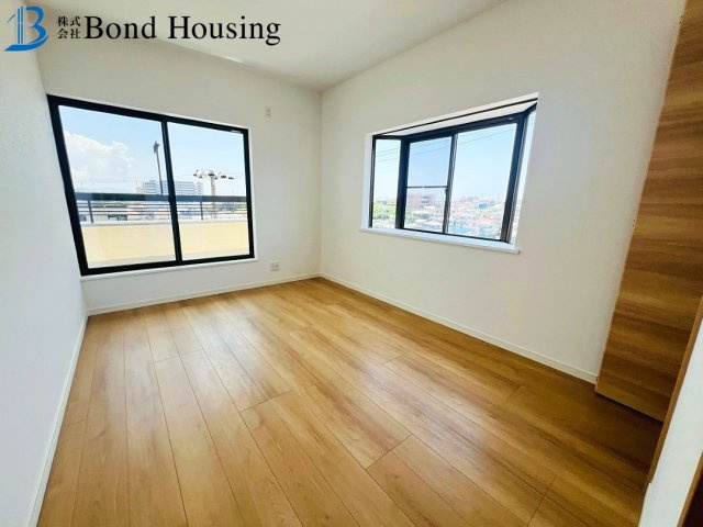 「リフォーム済」「堀込ガレージ」 東朝霧丘 築40年の洋室