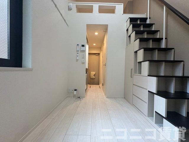 【居間・リビング】 | 別号室イメージの為、現状を優先致します。