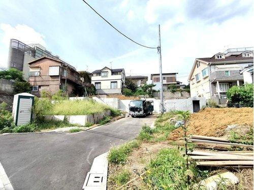 ◆アイマーレ上板橋の前面道路含む現地写真|南向きの明るい住まい♪