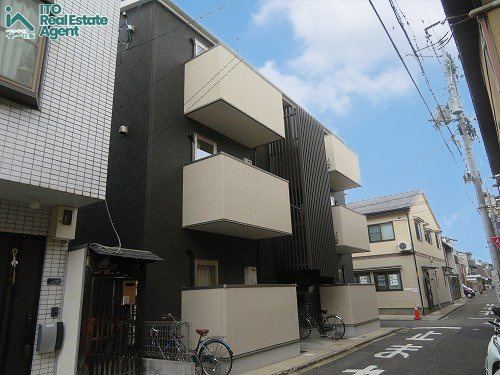 REGIA壬生下溝の外観