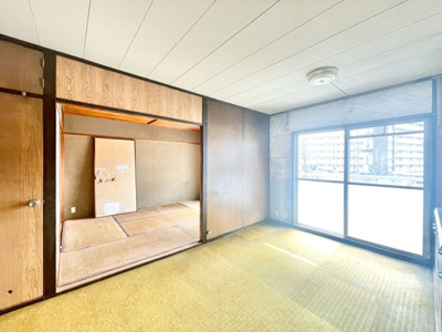 【寝室】 | 千里竹見台団地A4棟 | エイブル売買事業部では、箕面市・豊中市・吹田市・池田市・茨木市・高槻市の北摂エリア全域で、物件のご紹介を致しております。北摂エリアにて購入物件をお探しの際は、当社までお問合せ下さいませ。