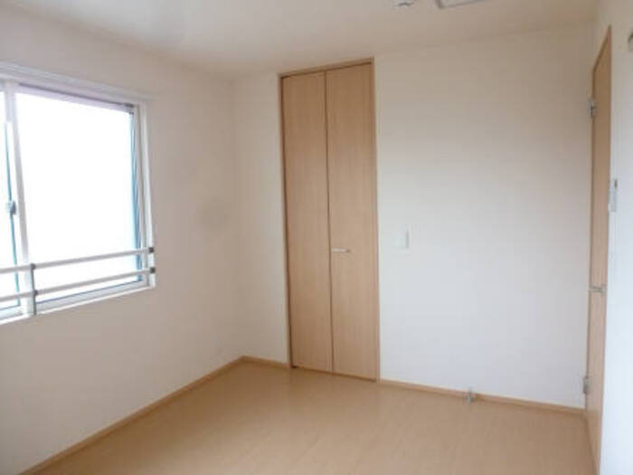 デュオ　C 棟の洋室