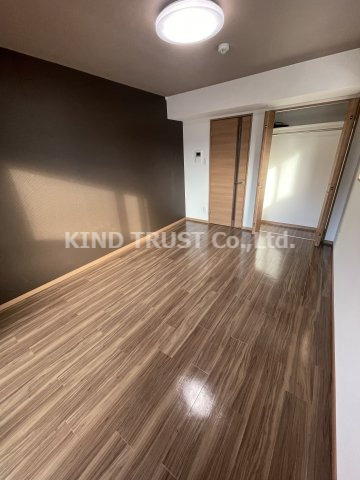 ドゥエリング梅田の居間・リビング|居間です