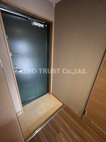 ドゥエリング梅田の玄関|きれいな玄関です