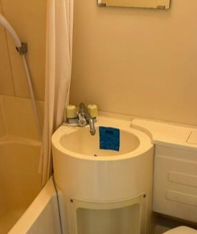 ハイタウン明大前の洗面所