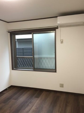 プレオネの寝室