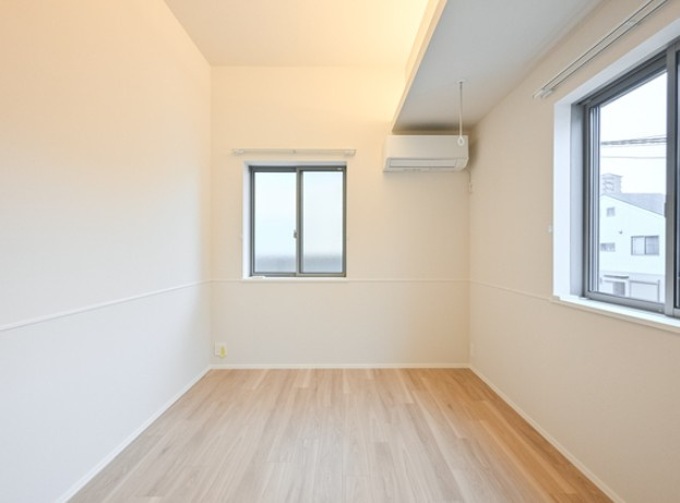 ヘーベルメゾン平井の居間・リビング