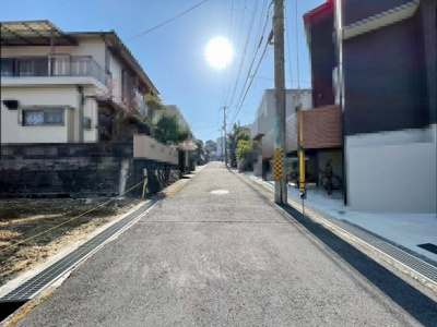 【前面道路含む現地写真】 | 高槻市南平台1丁目　建築条件付売土地