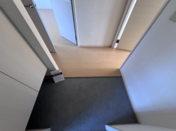 プロスペラールの玄関