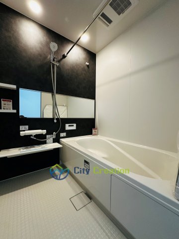 藤沢市羽鳥2丁目 新築戸建全2棟 1号棟の浴室