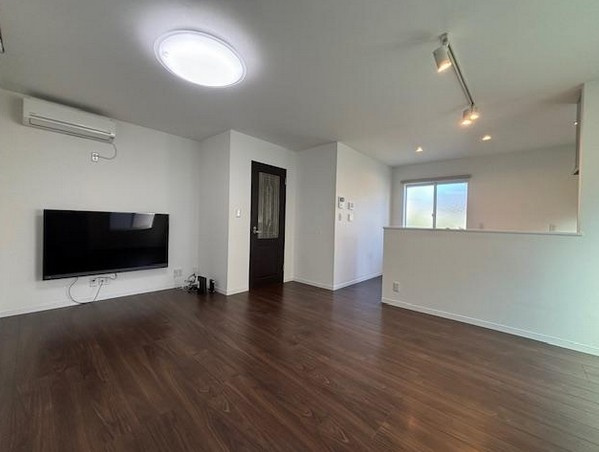 【居間・リビング】