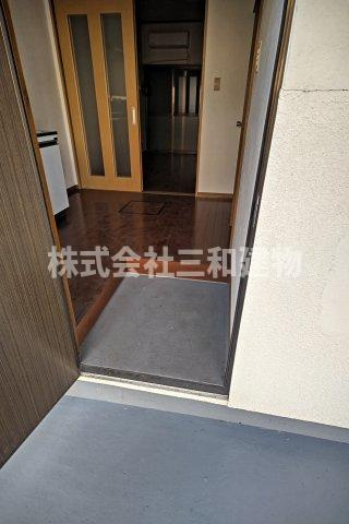 城山ハイムの玄関