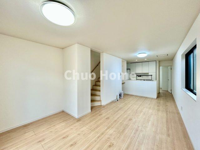 江戸川区北小岩6丁目中古住宅のキッチン|ダイニングキッチン