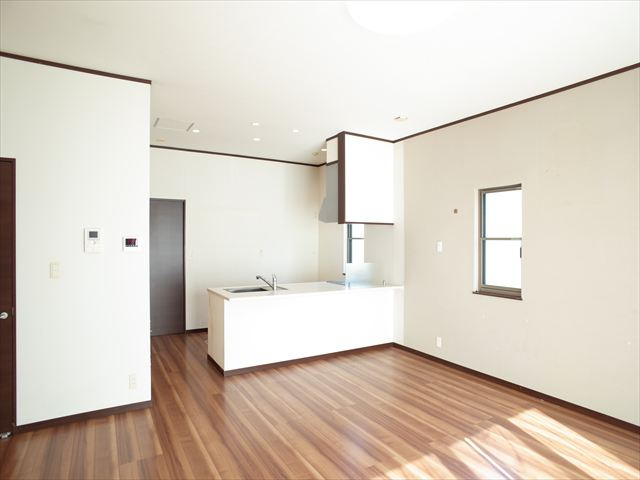 小川町みどりが丘1-9-13　中古戸建の居間・リビング