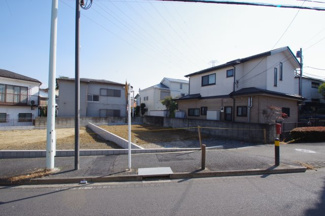 【前面道路含む現地写真】 | 【仲介手数料無料！！】日野市百草　売地（全2区画）B区画　3780万円