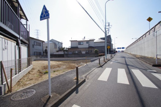 【前面道路含む現地写真】 | 【仲介手数料無料！！】日野市百草　売地（全2区画）B区画　3780万円