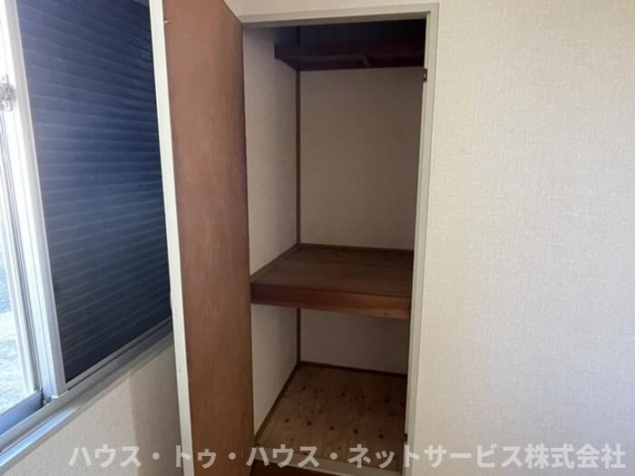 神取ハイツの収納