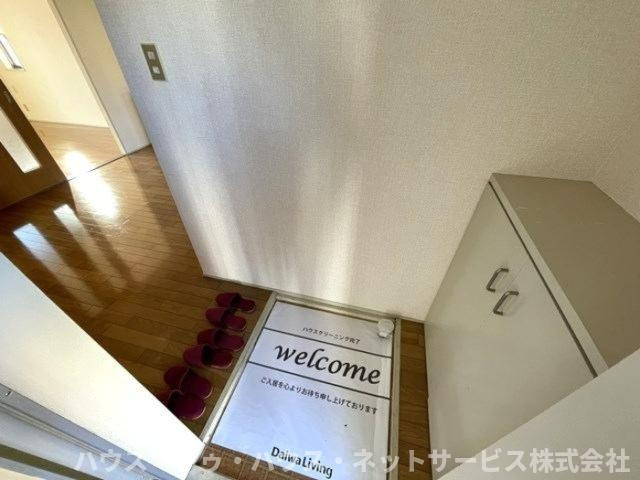 神取ハイツの玄関