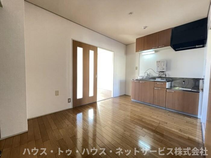 神取ハイツの居間・リビング