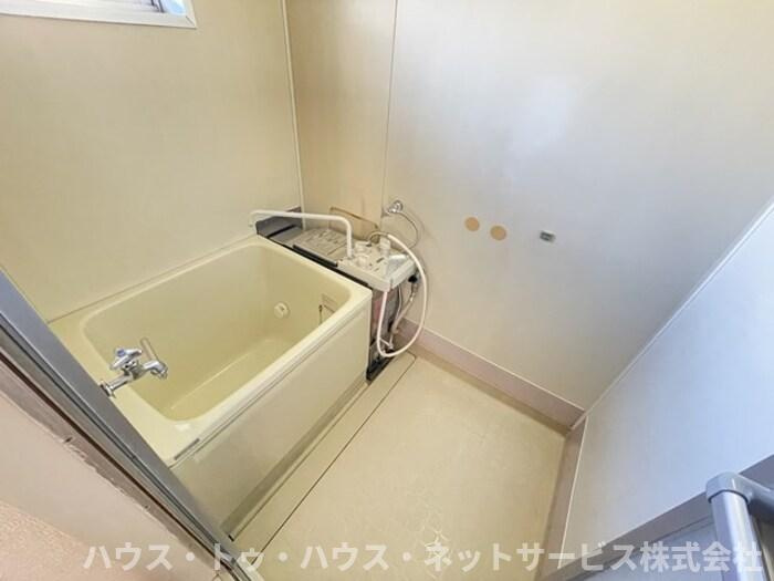 神取ハイツの浴室