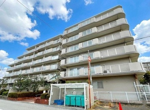 ユニハイム甲子園口の外観