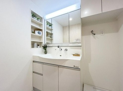 ユニハイム甲子園口の独立洗面台