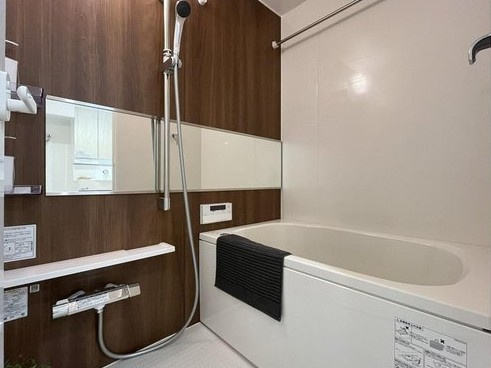 ユニハイム甲子園口の浴室