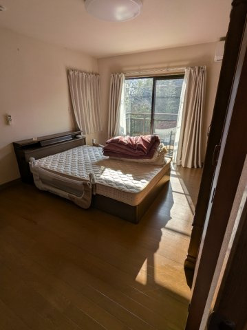 【洋室】 | 前橋市総社町桜が丘中古住宅 | 2階