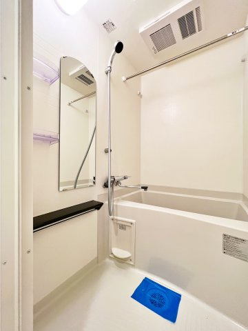 プレサンス鶴舞ファーストの浴室