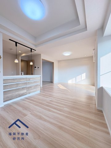 サンリヤン博多南の居間・リビング