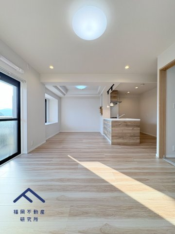 サンリヤン博多南の居間・リビング