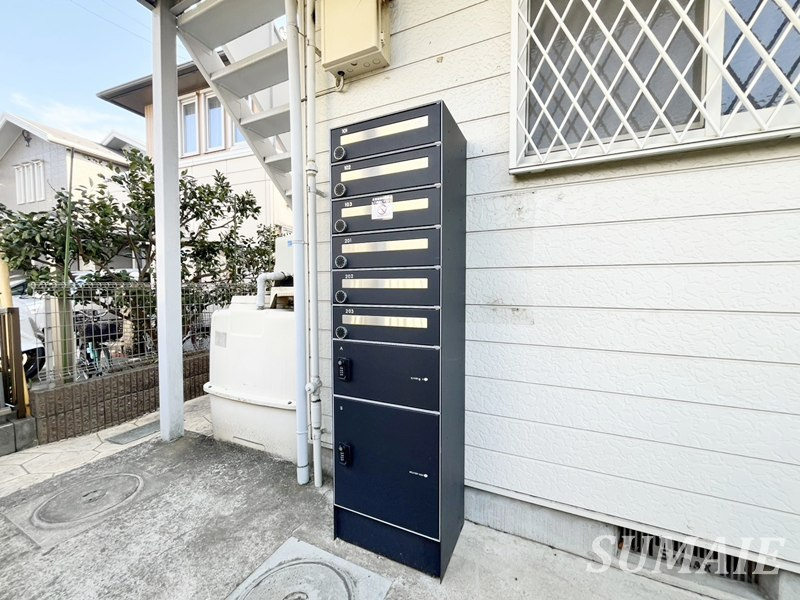 フローリスハイムＢのエントランス