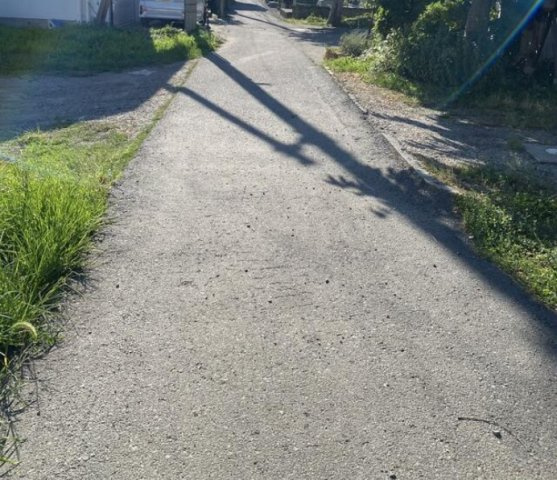 会津若松市千石町　住宅用地の前面道路含む現地写真