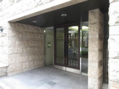 プレサンス京都四条河原町ネクステージのエントランス