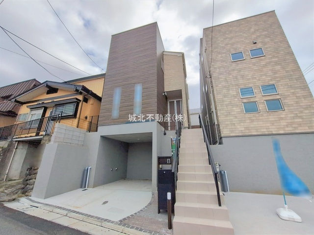 練馬区大泉町2丁目 全4棟 A号棟の外観|堂々完成につきご内覧いただけます♪