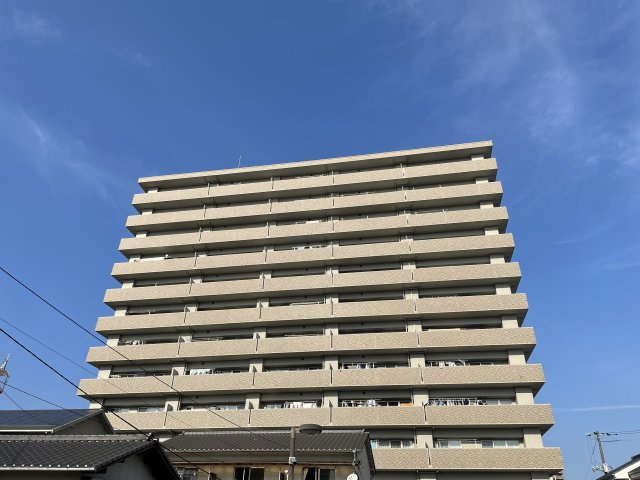 アルファステイツ老松町五番館の外観