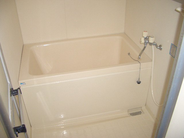 ビラシティ鈴木の浴室