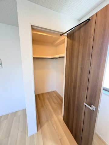 ヒカルサ神戸王塚台Ⅰの収納
