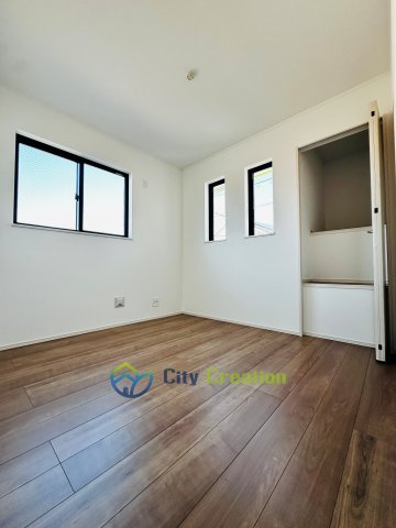 藤沢市藤が岡　新築戸建　B号棟の洋室