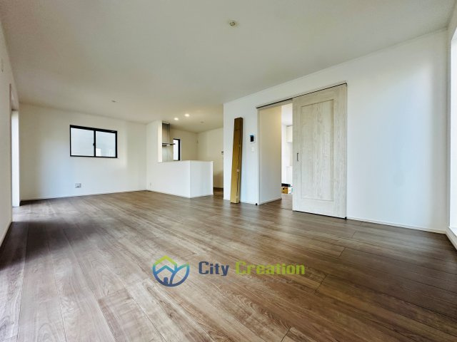 藤沢市藤が岡　新築戸建　B号棟の居間・リビング