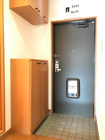 ヴィラ・クオーレⅠの玄関|玄関