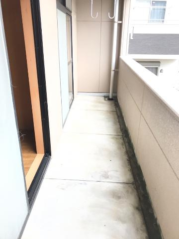 ヴィラ・クオーレⅠのその他|ベランダ