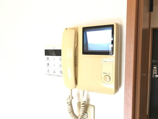 ヴィラ・クオーレⅠの内装|カメラ付インターホン