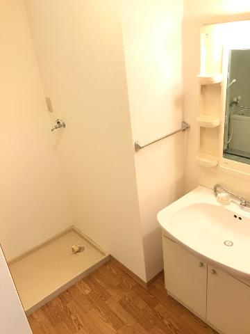 ヴィラ・クオーレⅠの洗面所|洗面