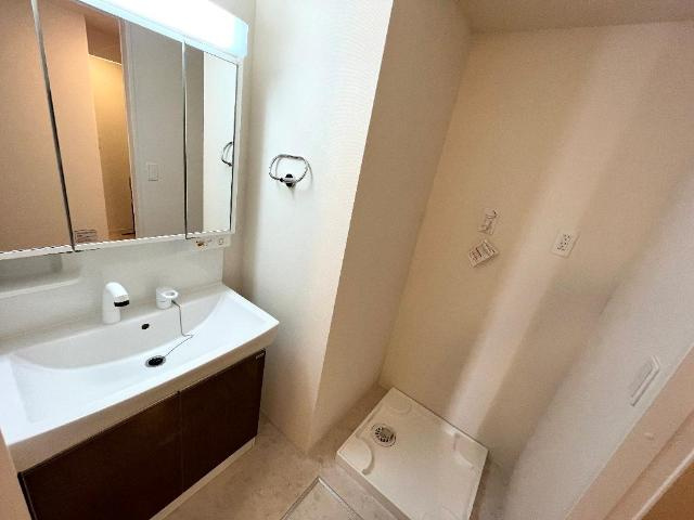 Ｗｅａｌｔｈ　Ｃｏｍｆｏｒｔ　新宮の洗面所|洗面（イメージ）