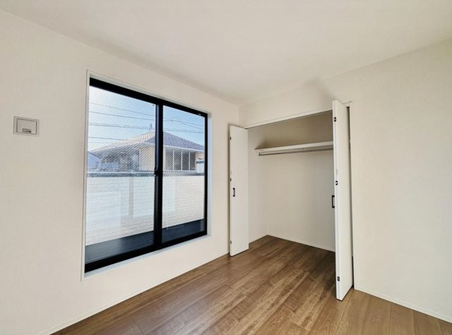 茅ヶ崎市代官町　新築戸建の洋室