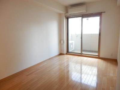 プレサンス京都四条烏丸クロスの寝室|洋室