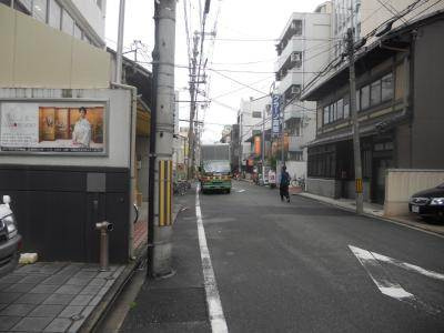 プレサンス京都四条烏丸クロスの周辺|前面道路